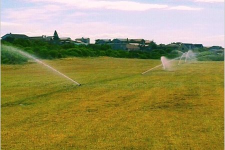 Besproeiing op die 16de skoonveld